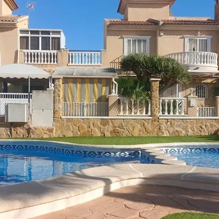Charming In Private Urbanization Royal Interpark * Τορεβιέχα